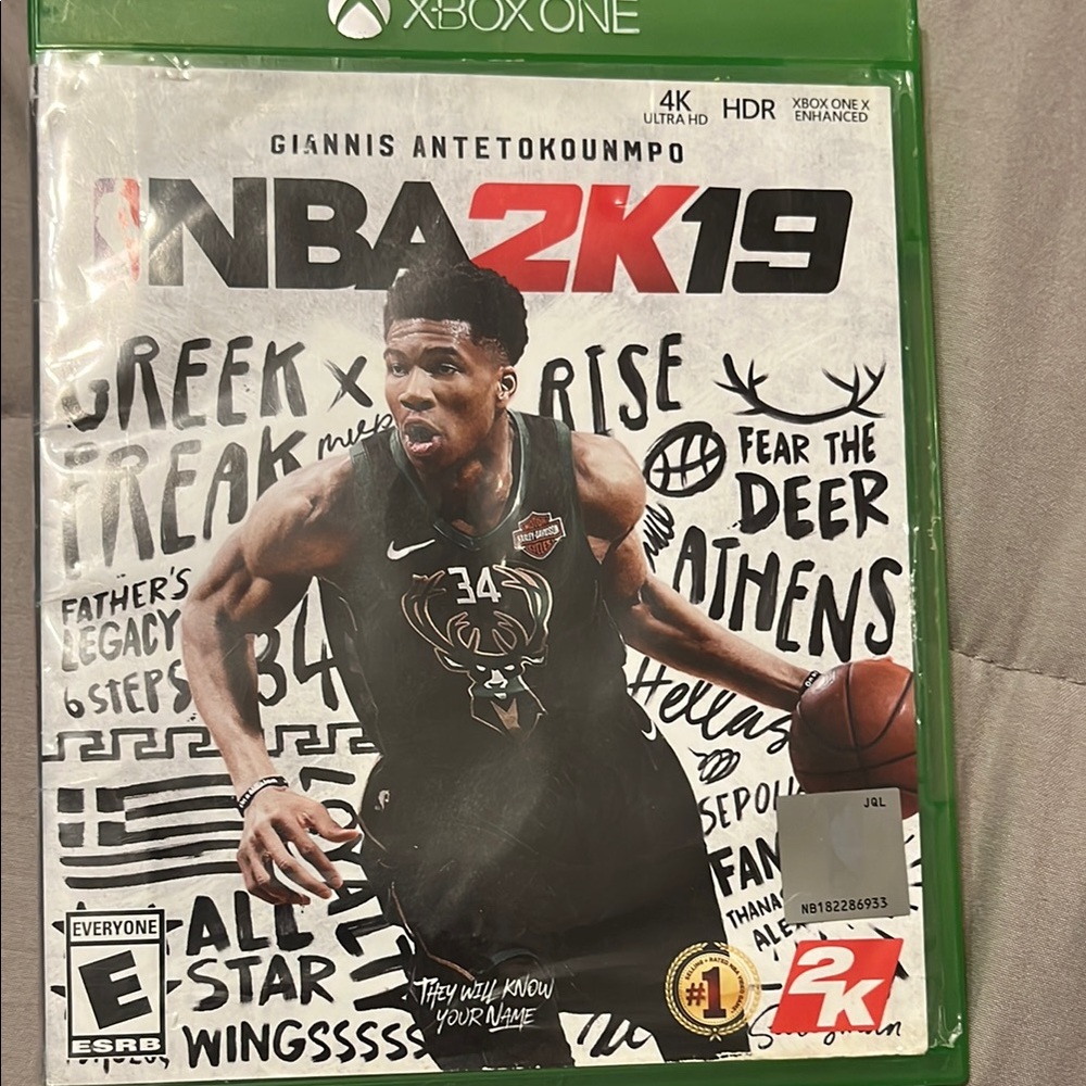 NBA 2K19 Xbox One - Green and Black Cover